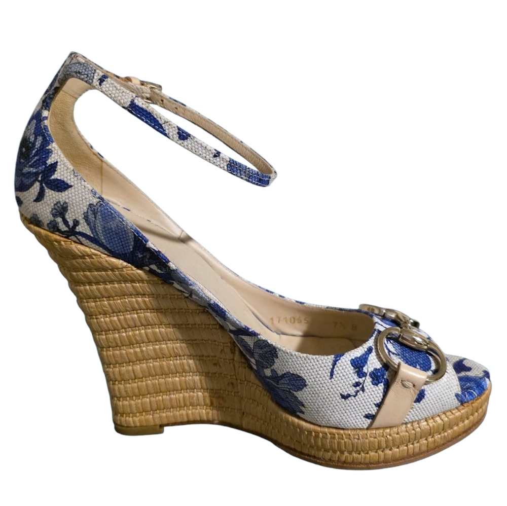 Gucci Canvas Horsebit Ankle Strap Wedge Sandals in Blue/White Floral Size 7.5 - Picture 5 of 9